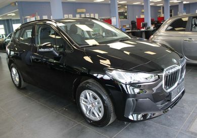 BMW 216, 2025