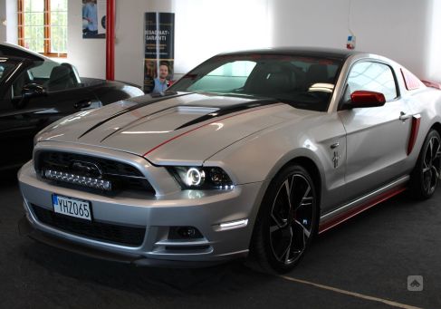 Ford Mustang, 2013