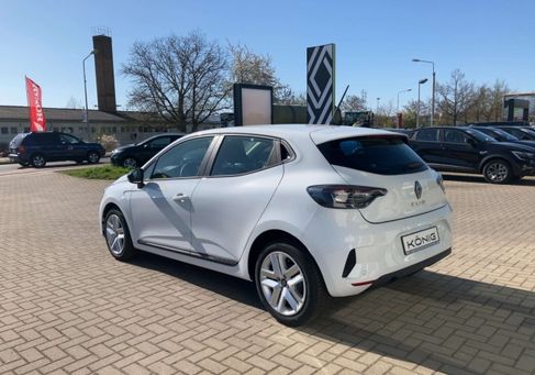 Renault Clio, 2024
