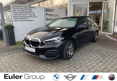 BMW 118, 2021