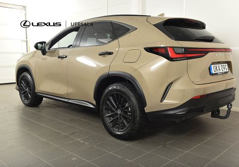 Lexus NX, 2025