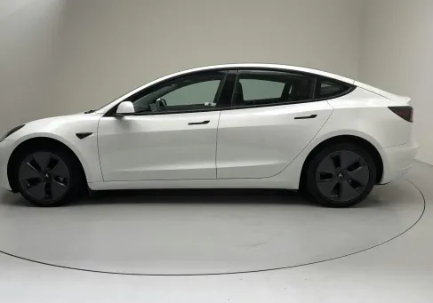 Tesla Model 3, 2023 2