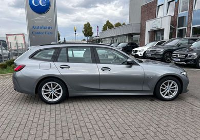 BMW 330, 2023