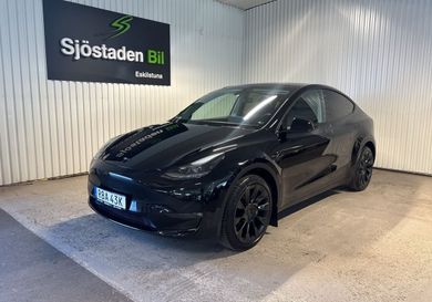 Tesla Model Y, 2024