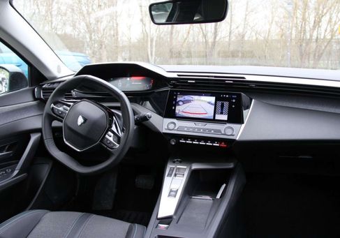 Peugeot 408, 2025