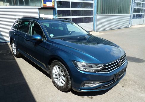 Volkswagen Passat Variant, 2022