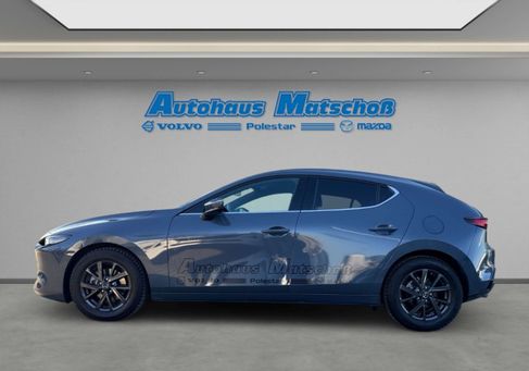 Mazda 3, 2025
