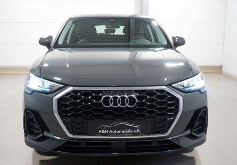 Audi Q3, 2022