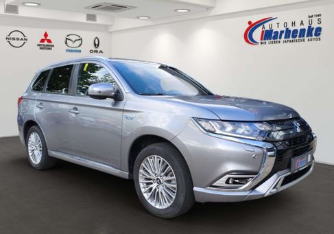 Mitsubishi Outlander, 2021