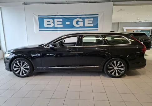 Volvo V90, 2022