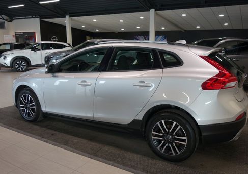 Volvo V40 Cross Country, 2019
