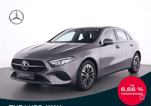 Mercedes-Benz A 180, 2023