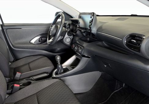 Toyota Yaris, 2021 3