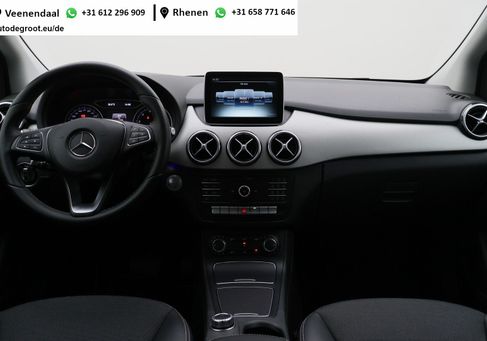 Mercedes-Benz B 180, 2016