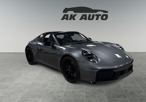 Porsche 911, 2025
