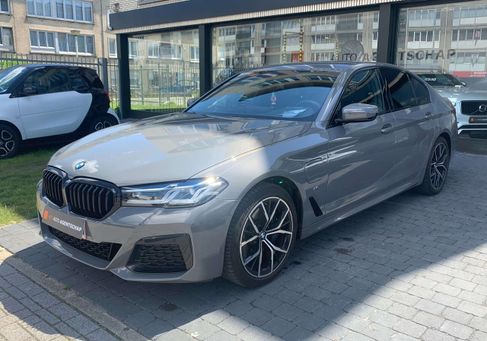 BMW 5 Serija, 2021