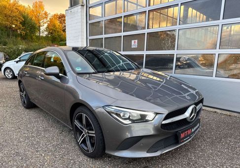 Mercedes-Benz CLA 200, 2021