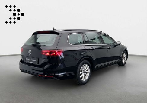 Volkswagen Passat Variant, 2022