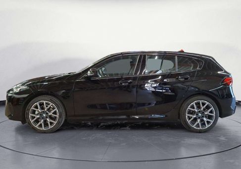 BMW 120, 2025