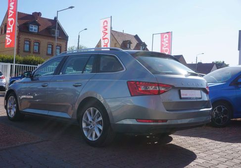 Skoda Superb, 2020