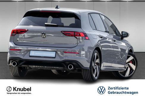 Volkswagen Golf, 2023
