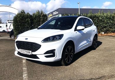 Ford Kuga, 2022