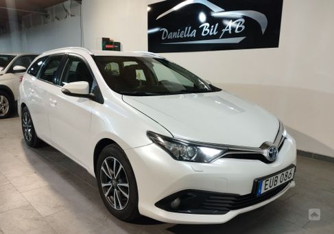 Toyota Auris Touring Sports, 2015