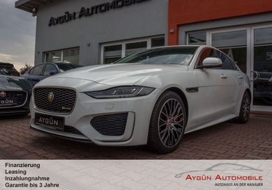 Jaguar XE, 2022