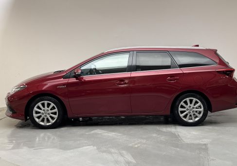 Toyota Auris Touring Sports, 2017