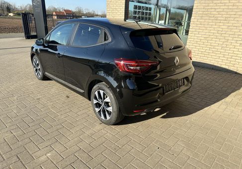 Renault Clio, 2022