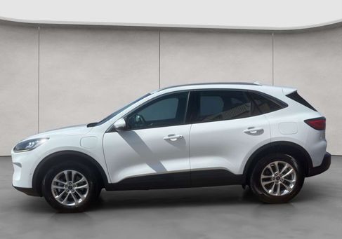 Ford Kuga, 2022