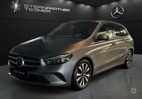 Mercedes-Benz B 200, 2021