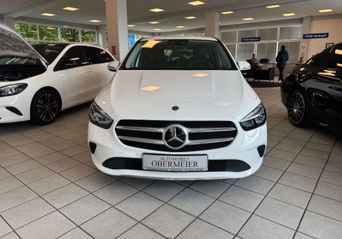 Mercedes-Benz B 200, 2020