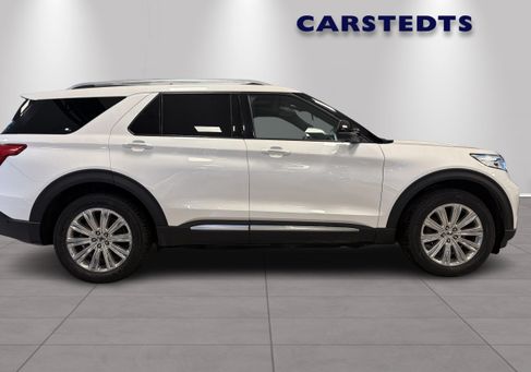 Ford Explorer, 2022
