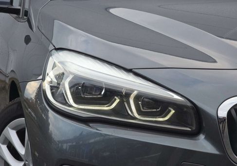 BMW 220, 2021 3