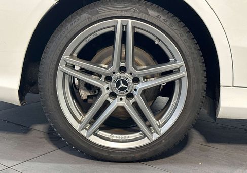 Mercedes-Benz C 300, 2020