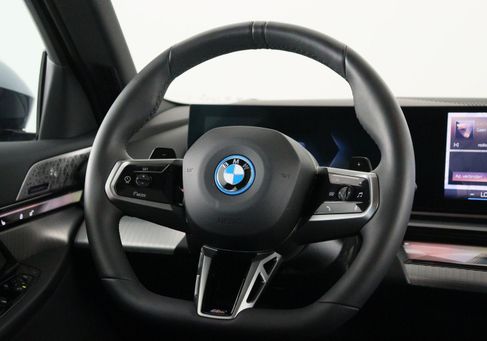 BMW 550, 2025