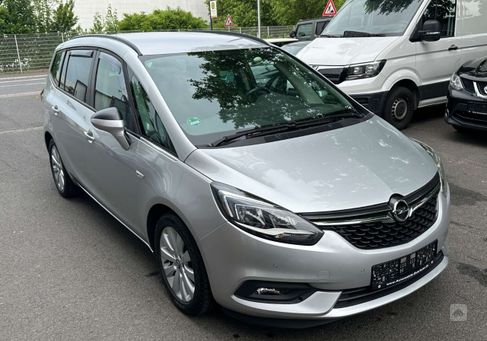 Opel Zafira Tourer, 2017