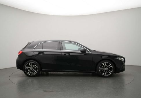 Mercedes-Benz A 180, 2019 3