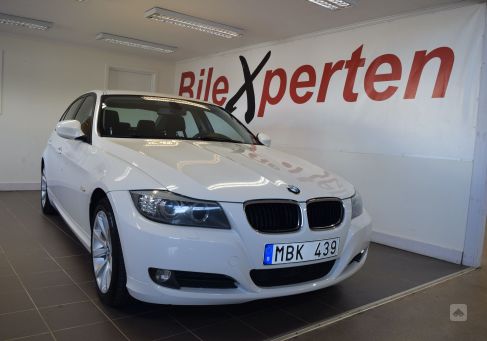 BMW 318, 2012