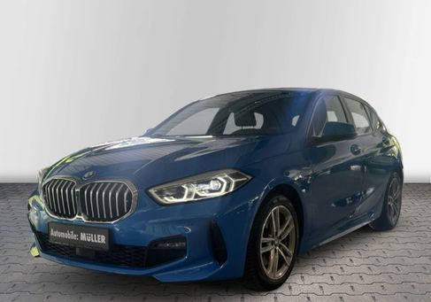 BMW 118, 2021