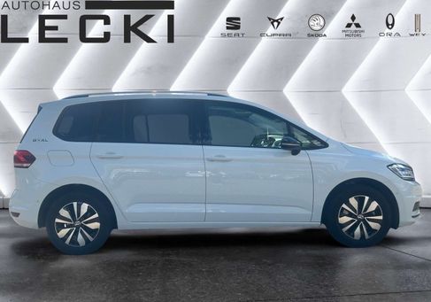 Volkswagen Touran, 2025 2