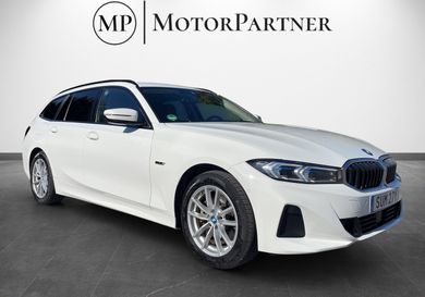 BMW 330, 2023