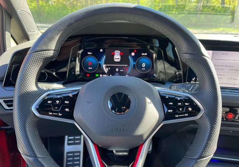 Volkswagen Golf, 2020