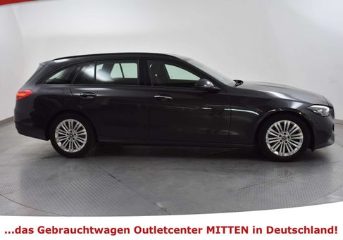 Mercedes-Benz C 220, 2022