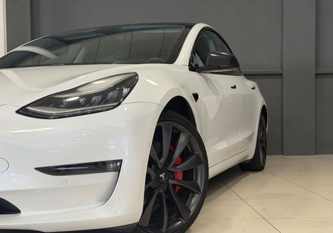 Tesla Model 3, 2019 2