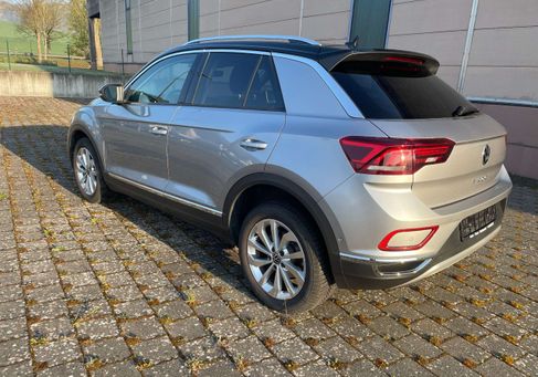 Volkswagen T-Roc, 2023 3