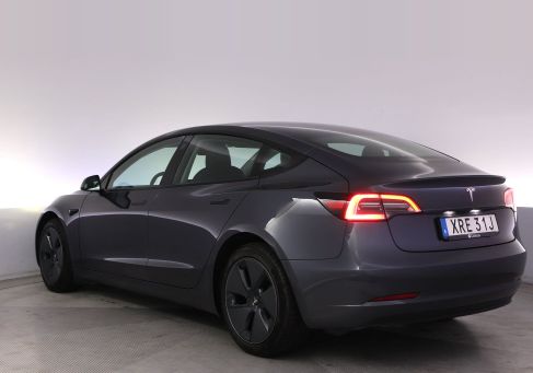 Tesla Model 3, 2022 3