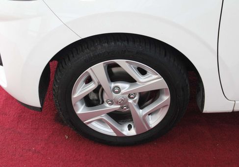 Hyundai i10, 2024 3