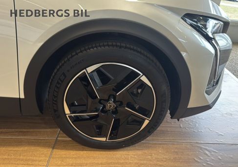 Peugeot 408, 2023